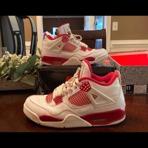 Authentic Jordan 4 89’ Alternate’s
